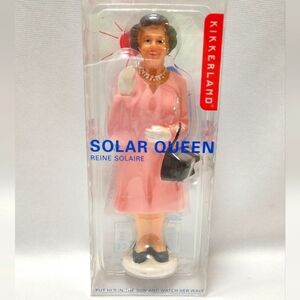 Queen Elizabeth II Kikkerland Solar Collectable Figure